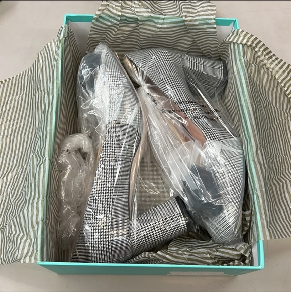 Kate Spade Houndstooth Carine shoes - Picture 3 of 6